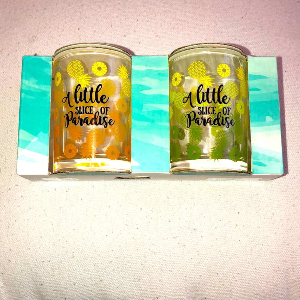 NIB Oversized Set of 2 Pineapple Shot Glasses